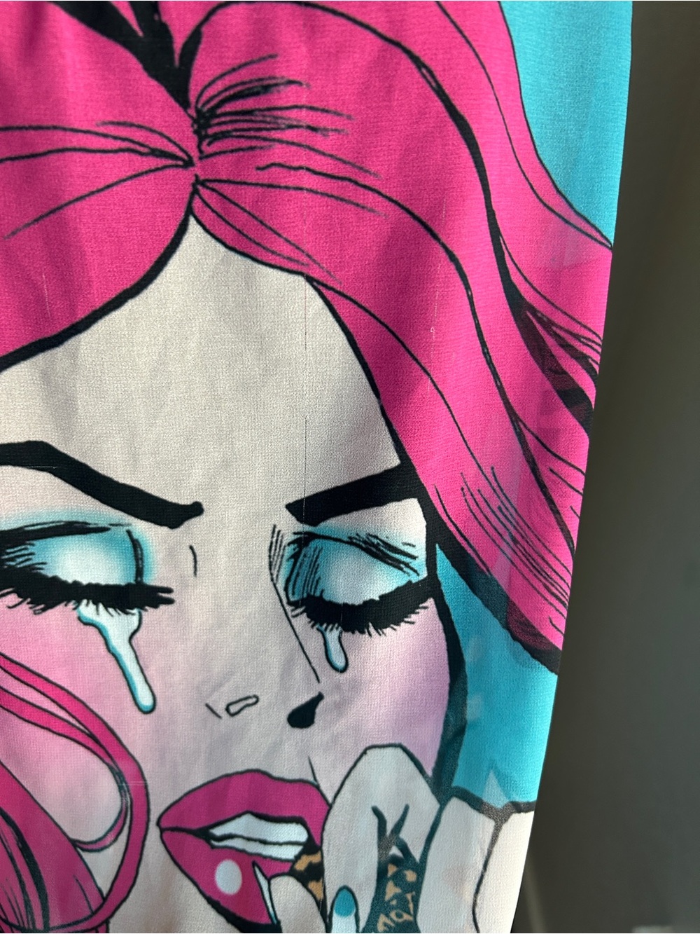 Iron Fist Pop Art Graphic Tank Top - Picture 6 of 6